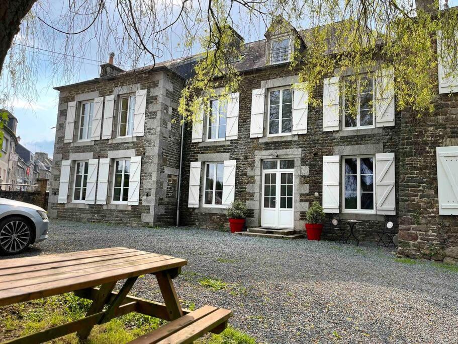 La Maison Des Amis En Normandie Pontfarcy Екстериор снимка