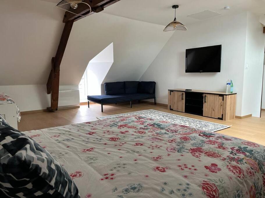 La Maison Des Amis En Normandie Pontfarcy Екстериор снимка