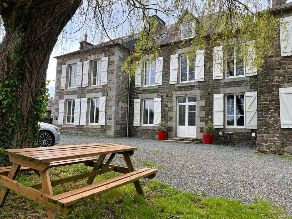 La Maison Des Amis En Normandie Pontfarcy Екстериор снимка
