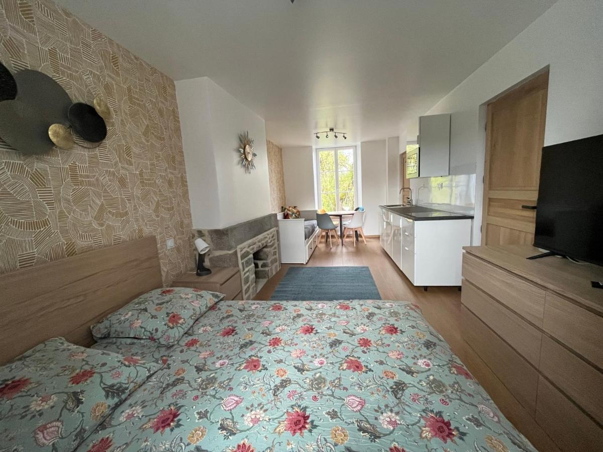 La Maison Des Amis En Normandie Pontfarcy Екстериор снимка